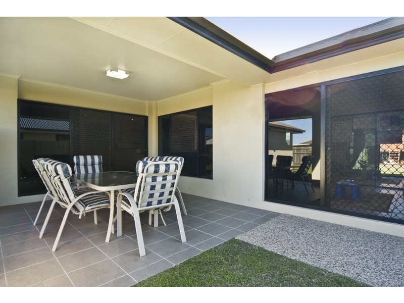 4 Bateman Street, Sippy Downs QLD 4556