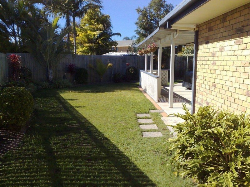 4 Ewinga Court, Mountain Creek QLD 4557