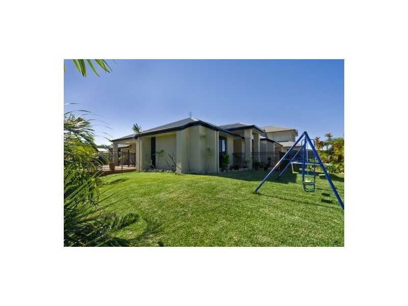1 Pompano Ct, Mountain Creek QLD 4557