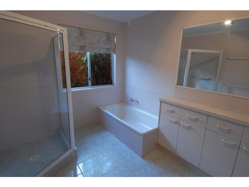 17 Cootamundra Dr, Mountain Creek QLD 4557