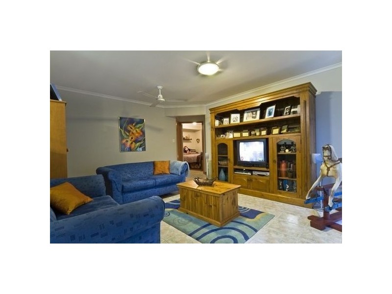 7 Meandersea Crt, Mountain Creek QLD 4557