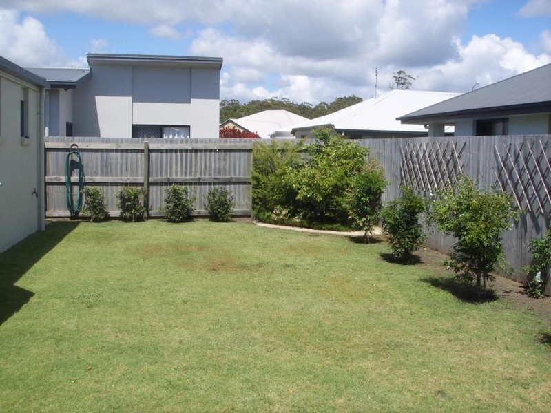 27 Sinatra Street, Sippy Downs QLD 4556