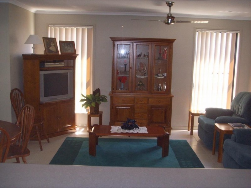 27 Sinatra Street, Sippy Downs QLD 4556