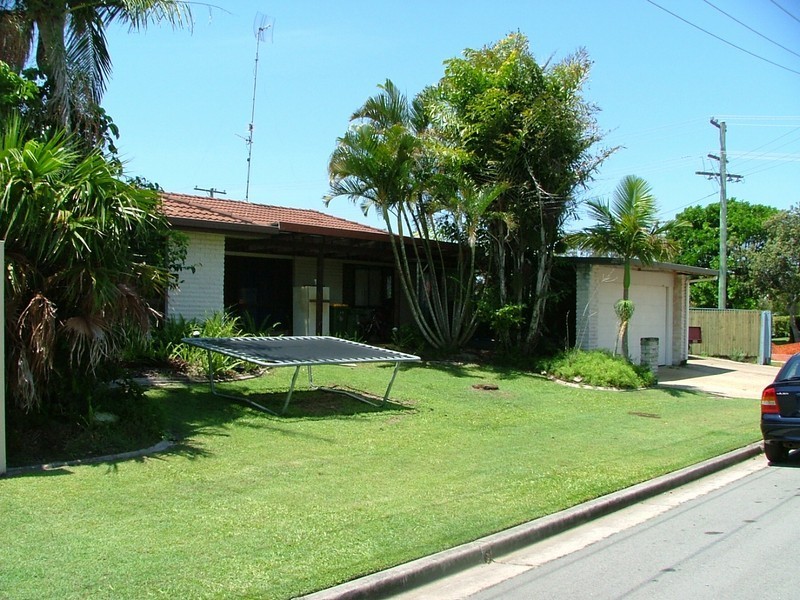 38 Baroona St, Wurtulla QLD 4575