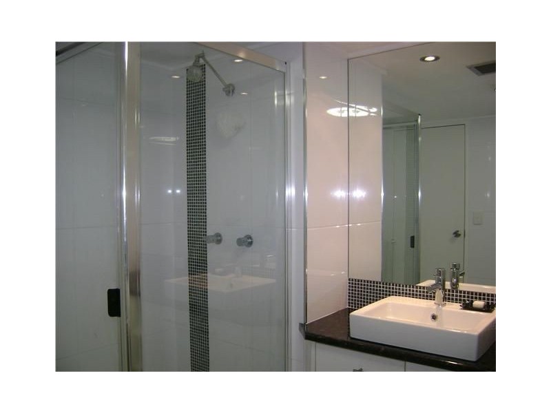 2/17 Akeringa Place, Mooloolaba QLD 4557