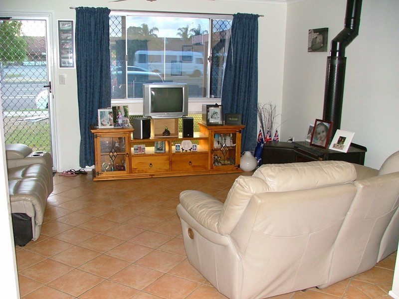 613 Nicklin Way, Wurtulla QLD 4575