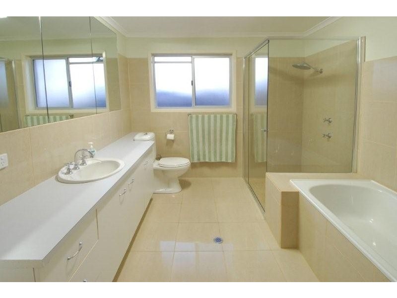 5 Mahogany Ct, Mooloolaba QLD 4557