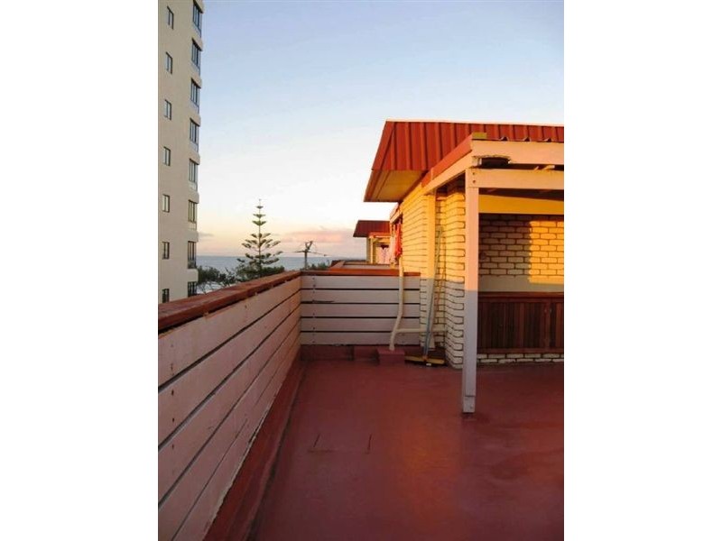 Alexandra Headland QLD 4572