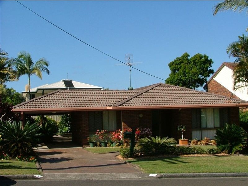 27 Lawrence Street, Mooloolaba QLD 4557