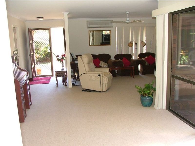 27 Lawrence Street, Mooloolaba QLD 4557