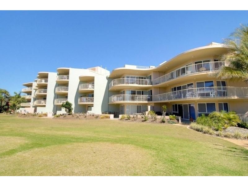 4/143 Lowanna Drive, Buddina QLD 4575