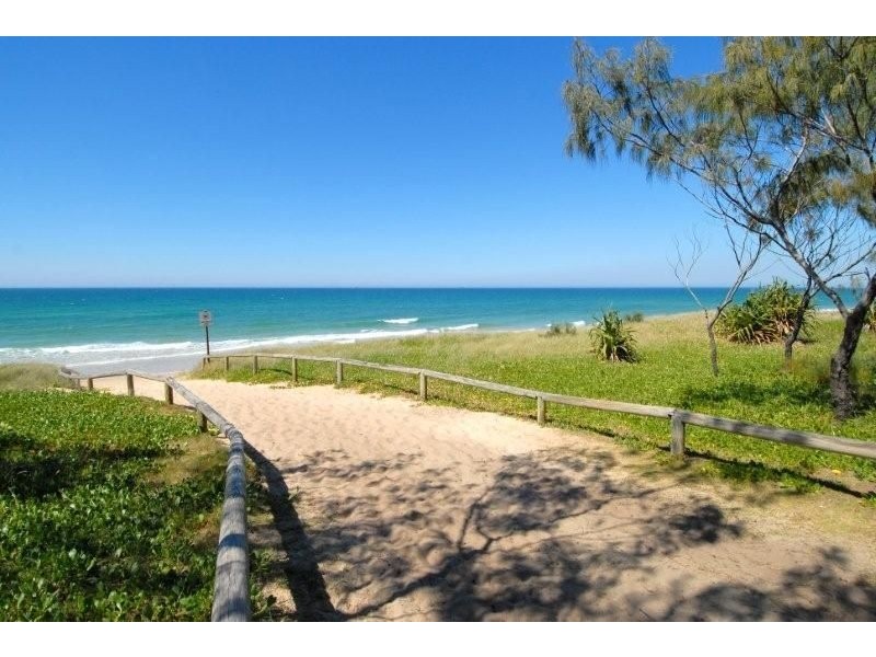 4/143 Lowanna Drive, Buddina QLD 4575