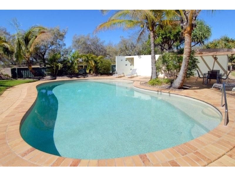 4/143 Lowanna Drive, Buddina QLD 4575