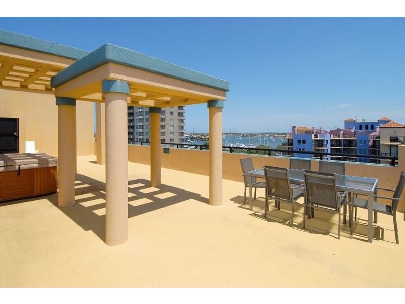 26/14 River Esplanade, Mooloolaba QLD 4557