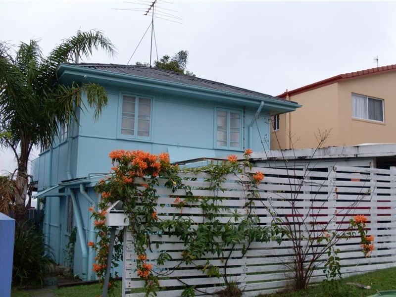 Alexandra Headland QLD 4572