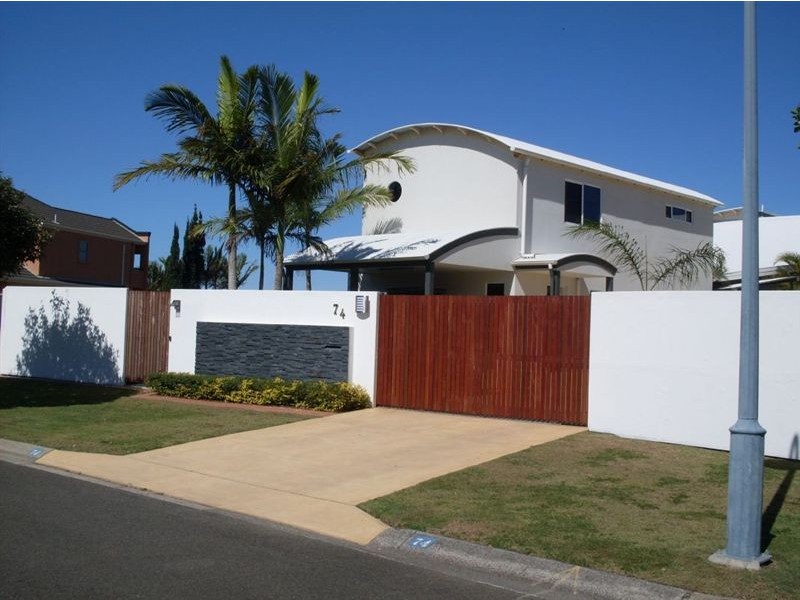 Minyama QLD 4575
