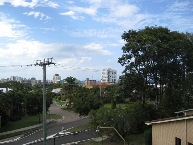 Alexandra Headland QLD 4572