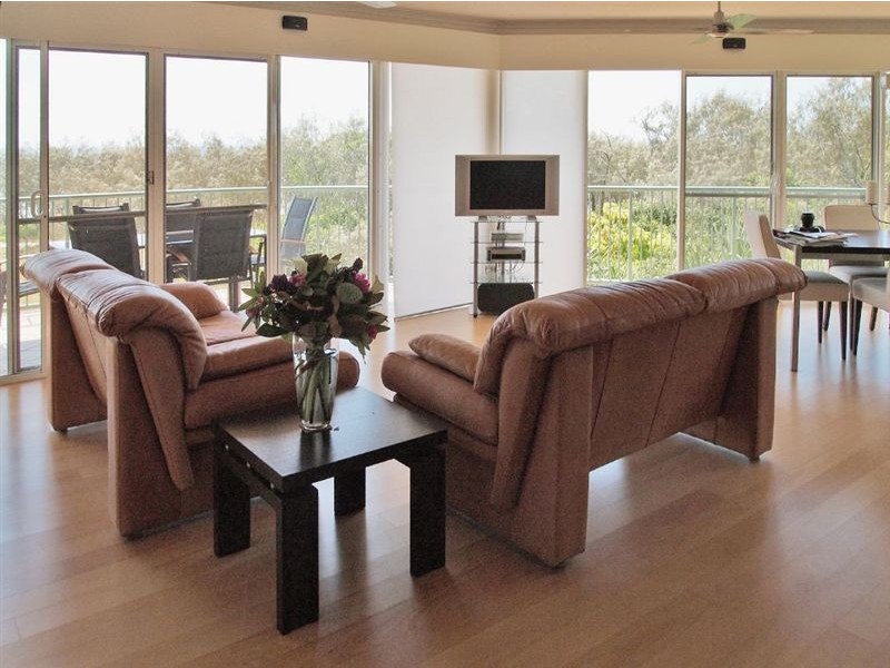 25/147 Lowanna Drive, Buddina QLD 4575