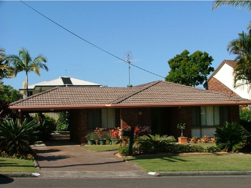 27 Lawrence Street, Mooloolaba QLD 4557