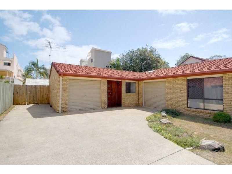 3/80 Broadwater Av, Maroochydore QLD 4558