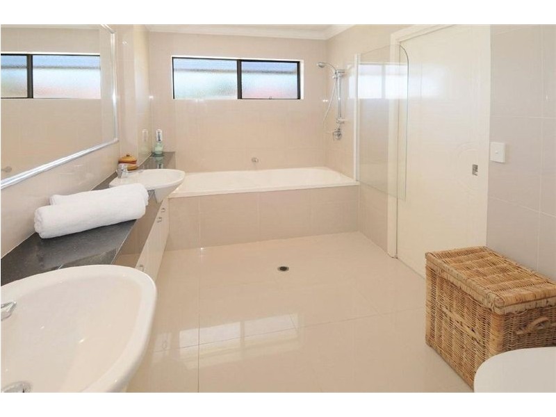 3/97 Pacific Blvd, Buddina QLD 4575