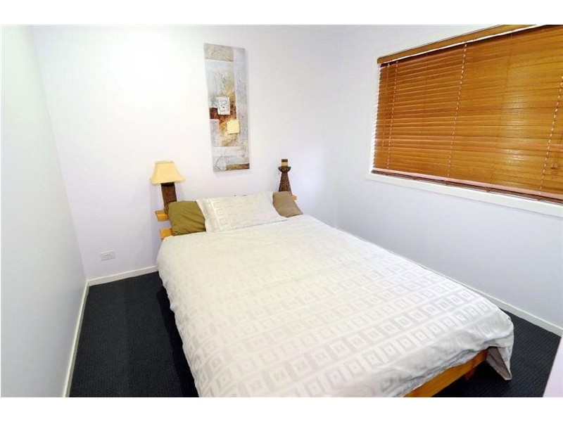 5 Mauritius Cr, Parrearra QLD 4575