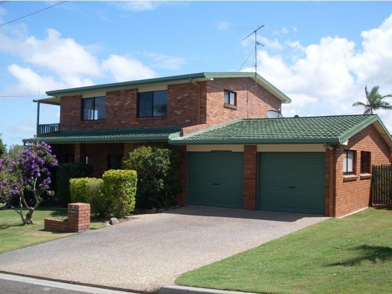 1 Warrina Court, Mooloolaba QLD 4557