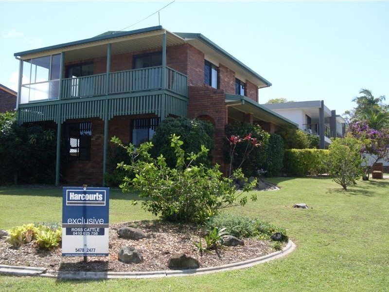 1 Warrina Court, Mooloolaba QLD 4557
