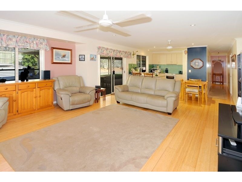 10 Berrigan Place, Mountain Creek QLD 4557