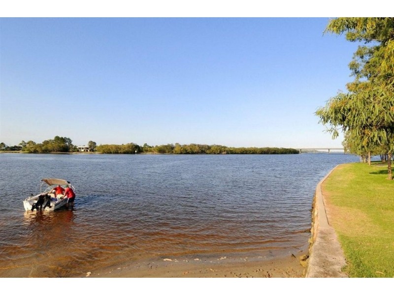 333 Bradman Avenue, Maroochydore QLD 4558