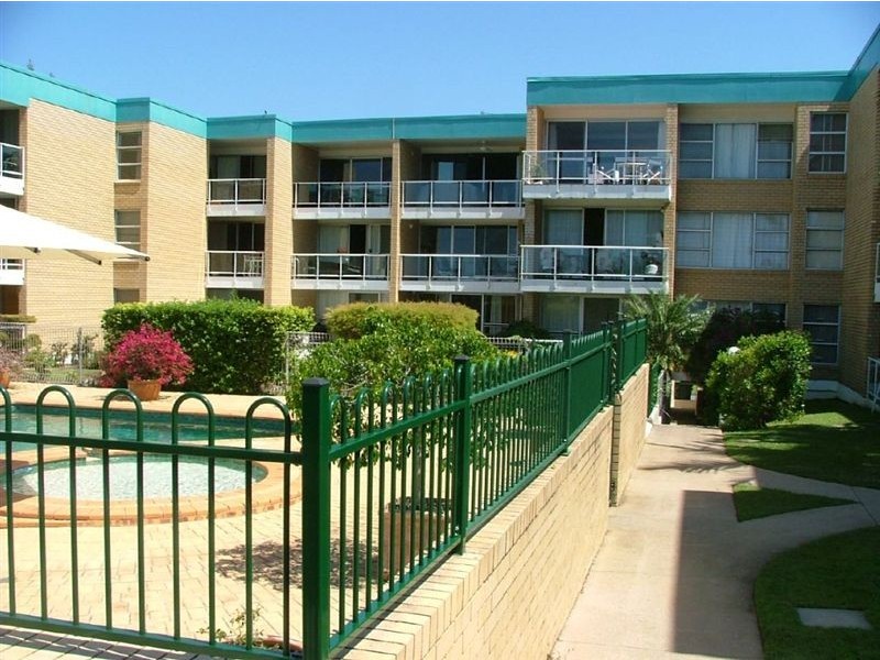 Alexandra Headland QLD 4572