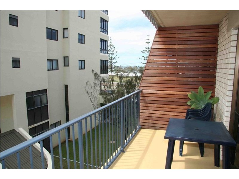 Alexandra Headland QLD 4572