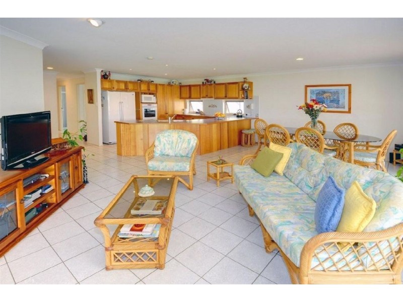 28 Mooloolah Drive, Minyama QLD 4575