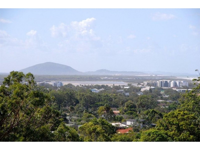 2/33 Yakola Parade, Alexandra Headland QLD 4572