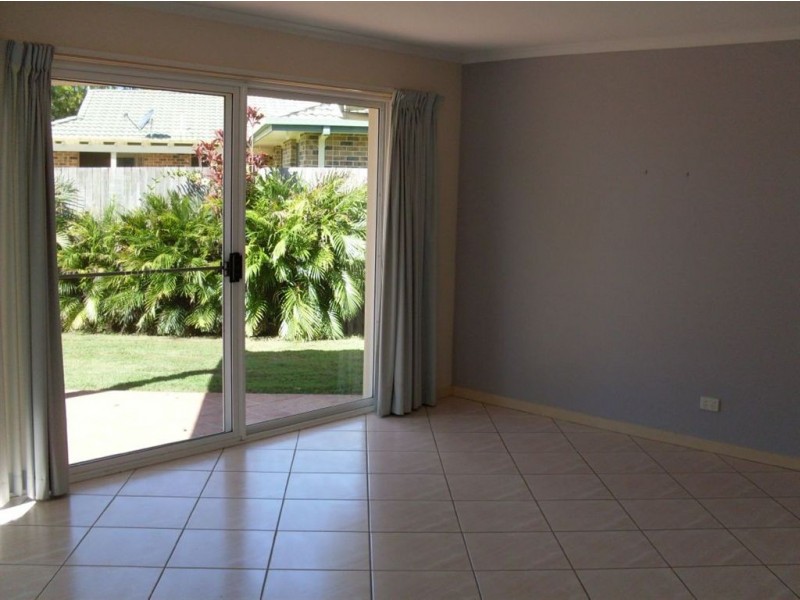 14 Glenfields Blv, Mountain Creek QLD 4557