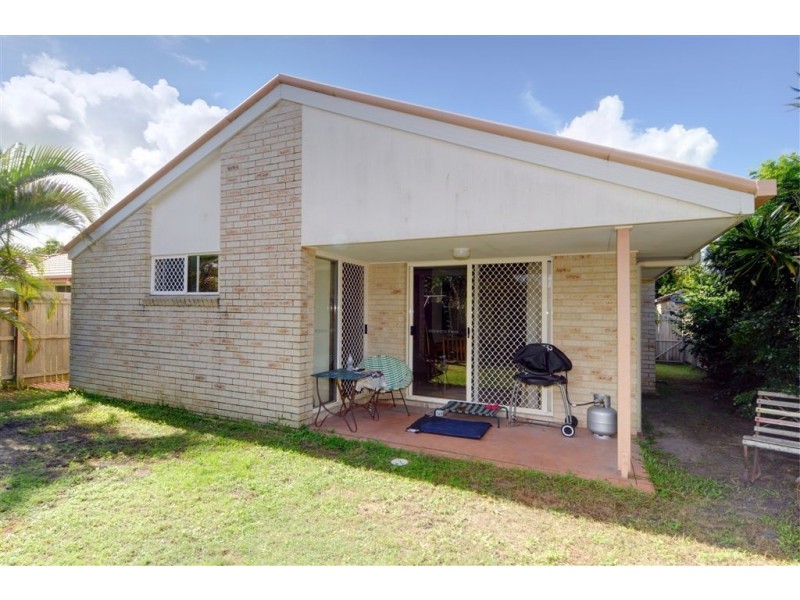 6 Honeymyrtle Court, Mountain Creek QLD 4557