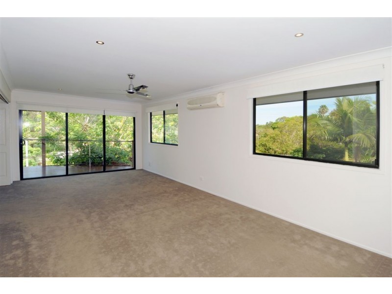 50 Oloway Crescent, Alexandra Headland QLD 4572