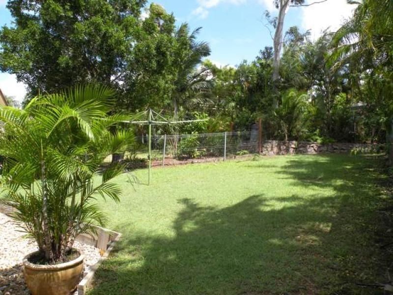 50 Oloway Crescent, Alexandra Headland QLD 4572