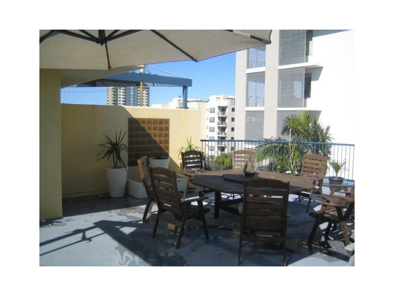 12/11 Foote Street, Mooloolaba QLD 4557