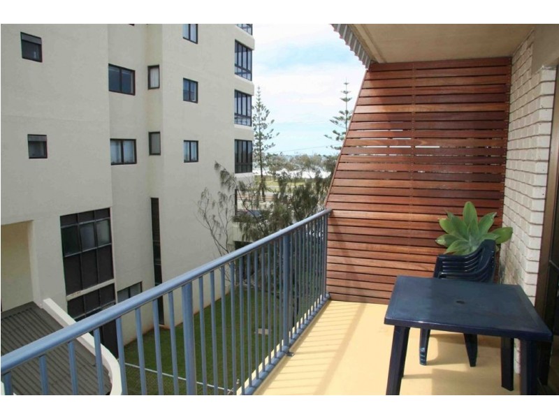 Alexandra Headland QLD 4572