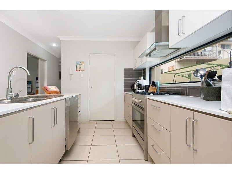 1 Lawley Street, Dicky Beach QLD 4551