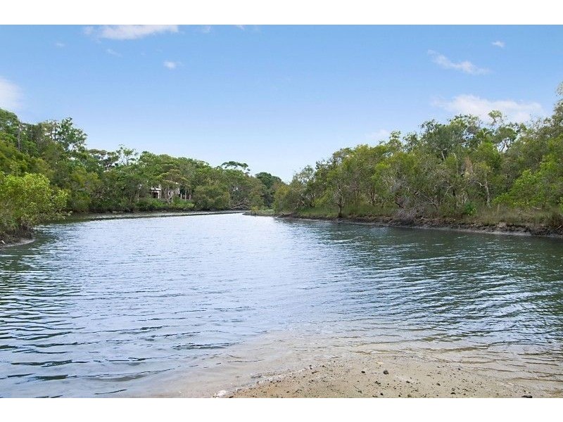 1 Lawley Street, Dicky Beach QLD 4551
