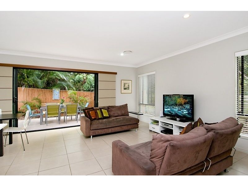 1 Lawley Street, Dicky Beach QLD 4551
