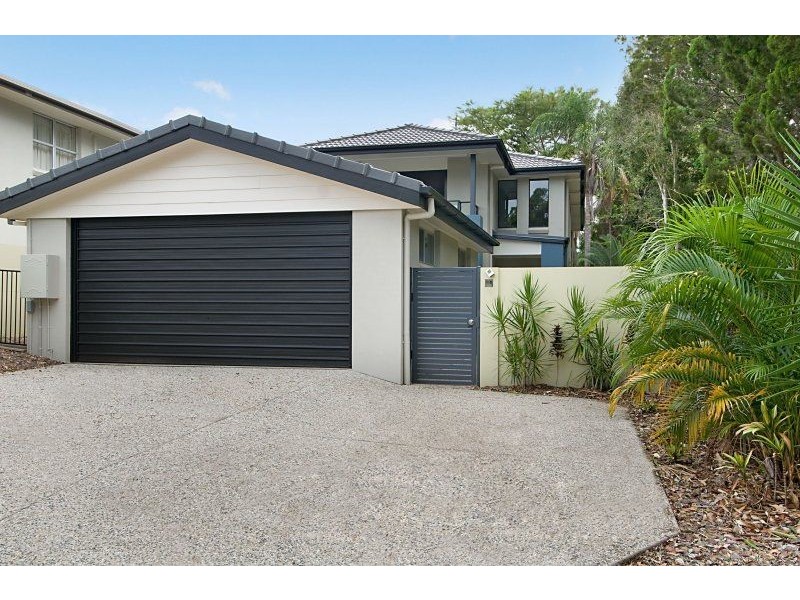 1 Lawley Street, Dicky Beach QLD 4551