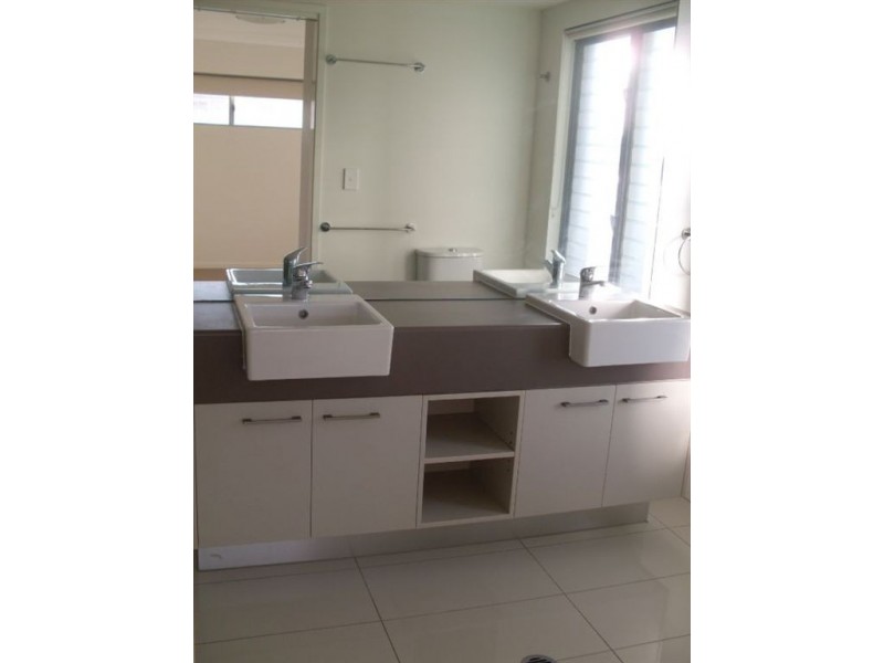 Alexandra Headland QLD 4572