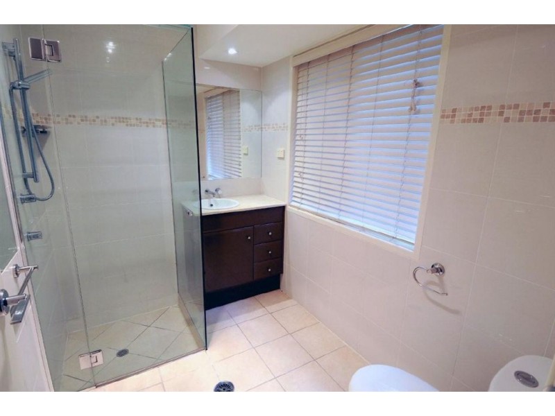 33 Candlewood Close, Mooloolaba QLD 4557