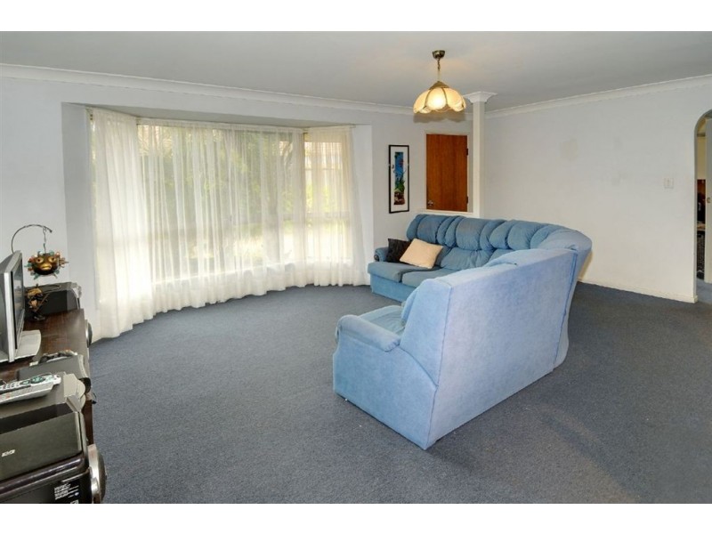 2/143 Amarina ave, Mooloolaba QLD 4557