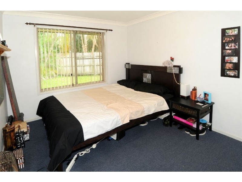 2/143 Amarina ave, Mooloolaba QLD 4557