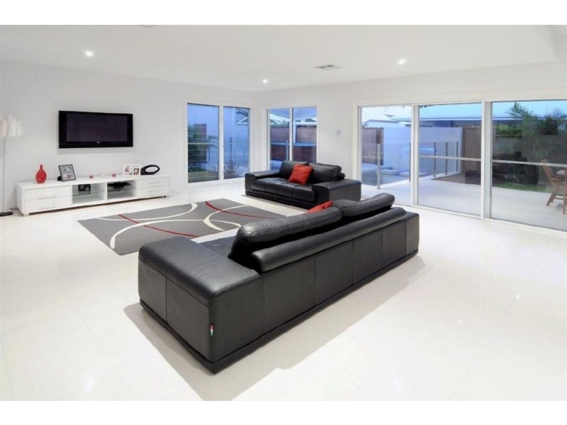 5 Mauritius Court, Parrearra QLD 4575