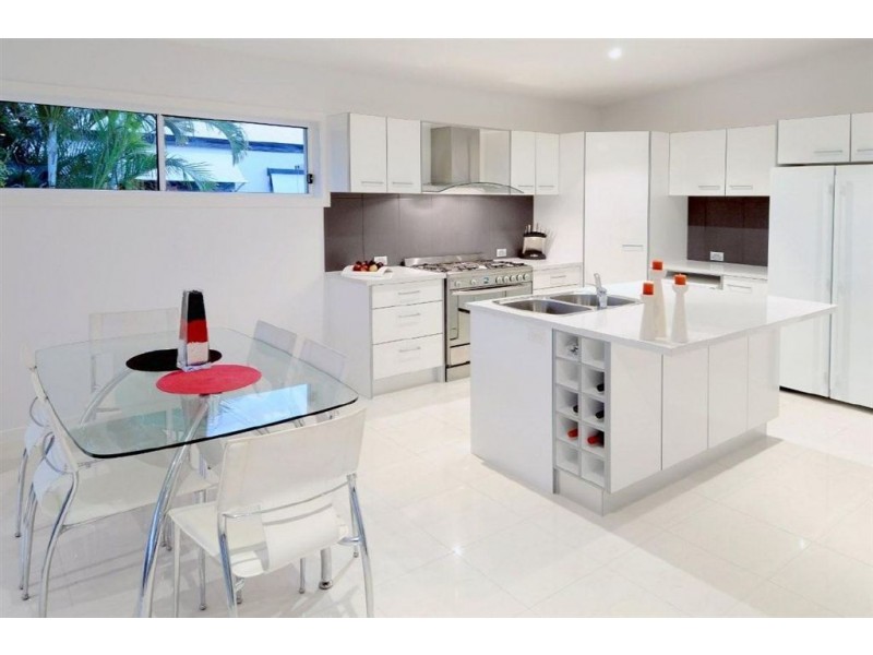 5 Mauritius Court, Parrearra QLD 4575